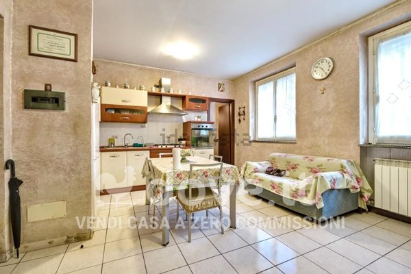 appartamento in vendita a Ceriano Laghetto