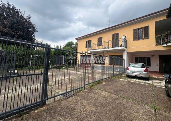 appartamento in vendita a Ceriano Laghetto