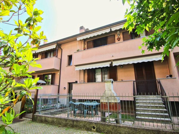 appartamento in vendita a Ceriano Laghetto