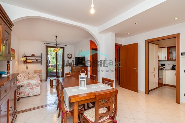 casa indipendente in vendita a Ceriano Laghetto