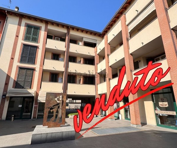 appartamento in vendita a Ceriano Laghetto