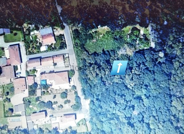 terreno edificabile in vendita a Ceriano Laghetto