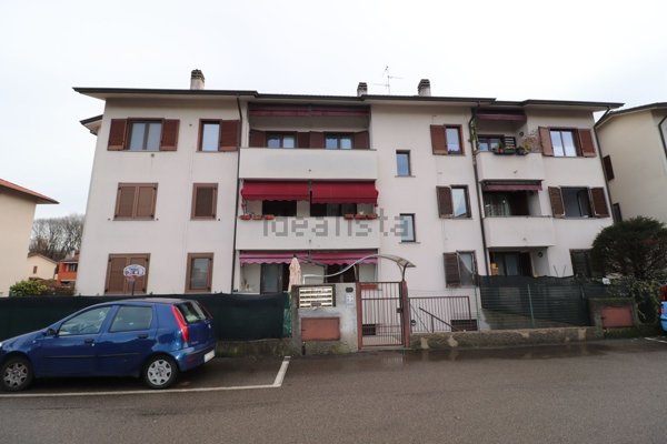 appartamento in vendita a Ceriano Laghetto