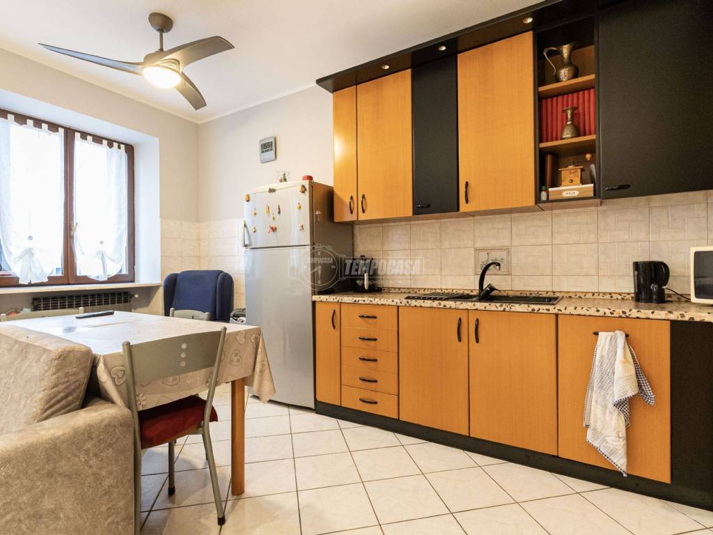 appartamento in vendita a Ceriano Laghetto in zona San Damiano