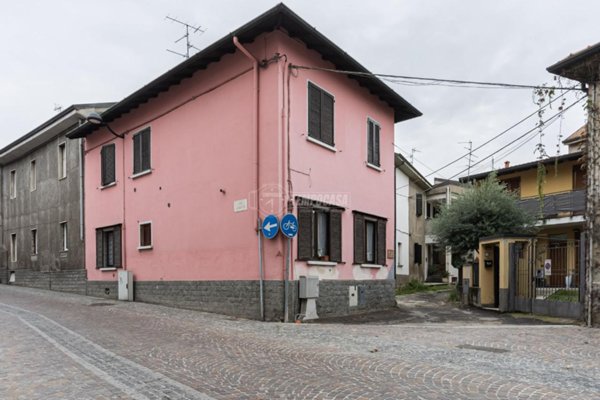appartamento in vendita a Ceriano Laghetto in zona San Damiano