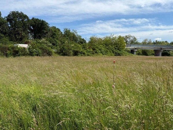 terreno edificabile in vendita a Ceriano Laghetto