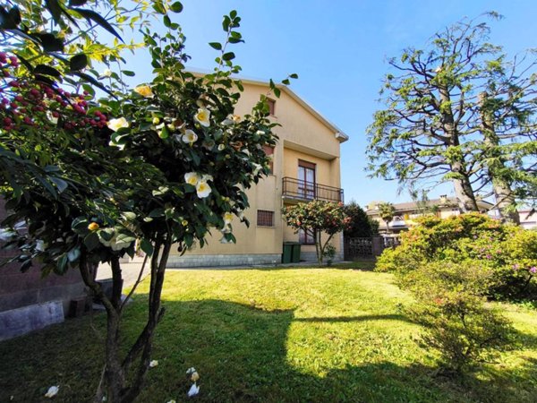 casa indipendente in vendita a Ceriano Laghetto