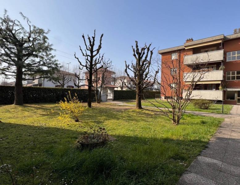 appartamento in vendita a Ceriano Laghetto