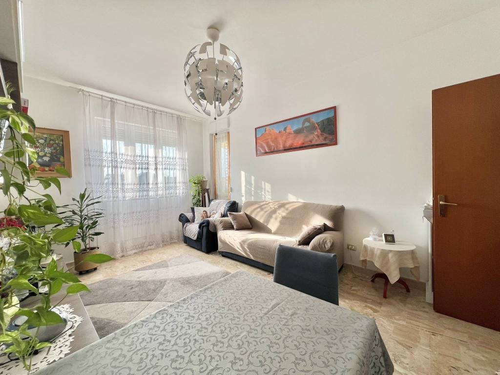 appartamento in vendita a Ceriano Laghetto