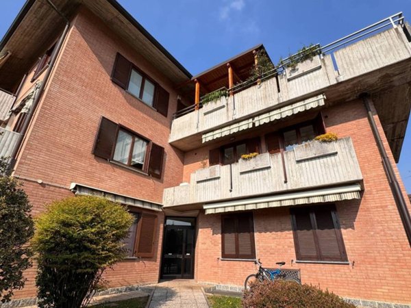 appartamento in vendita a Ceriano Laghetto