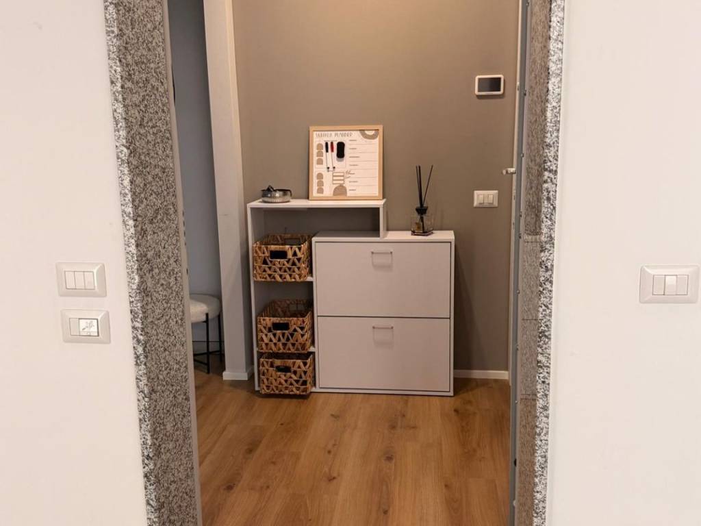 appartamento in vendita a Ceriano Laghetto in zona Dal Pozzo