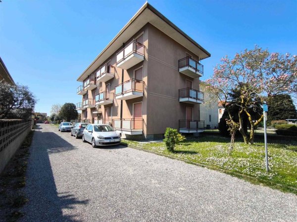 appartamento in vendita a Ceriano Laghetto in zona San Damiano