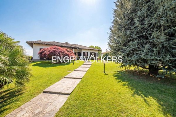 casa indipendente in vendita a Ceriano Laghetto in zona San Damiano