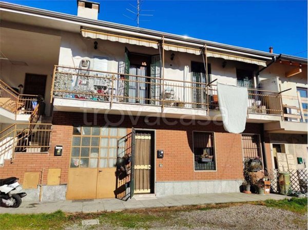 appartamento in vendita a Ceriano Laghetto in zona San Damiano