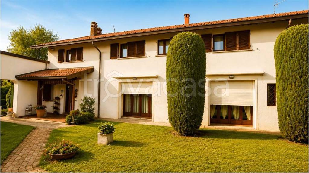 casa indipendente in vendita a Ceriano Laghetto in zona San Damiano