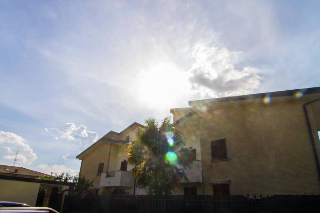 appartamento in vendita a Ceriano Laghetto in zona San Damiano