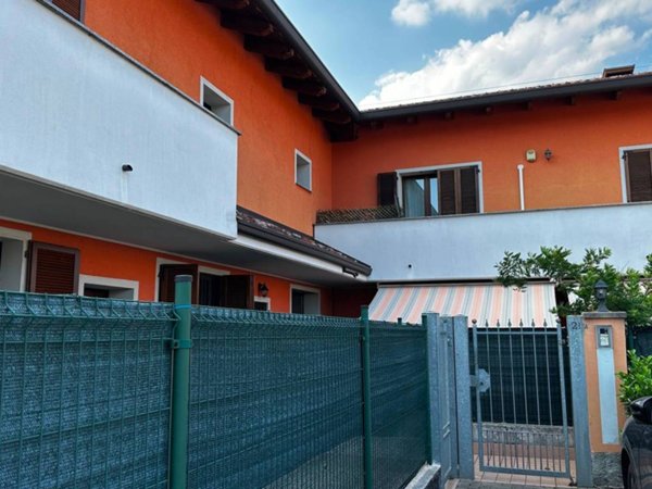 appartamento in vendita a Ceriano Laghetto in zona San Damiano