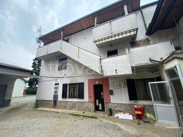 appartamento in vendita a Cesano Maderno in zona Cassina Savina