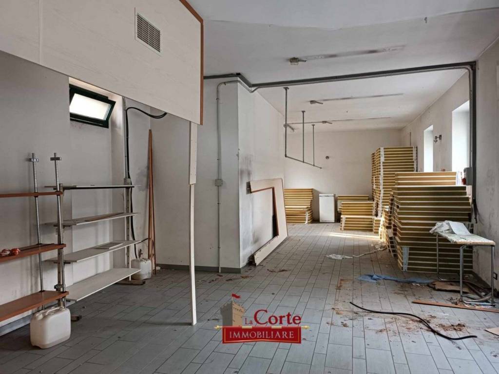 monolocale in vendita a Cesano Maderno in zona Binzago