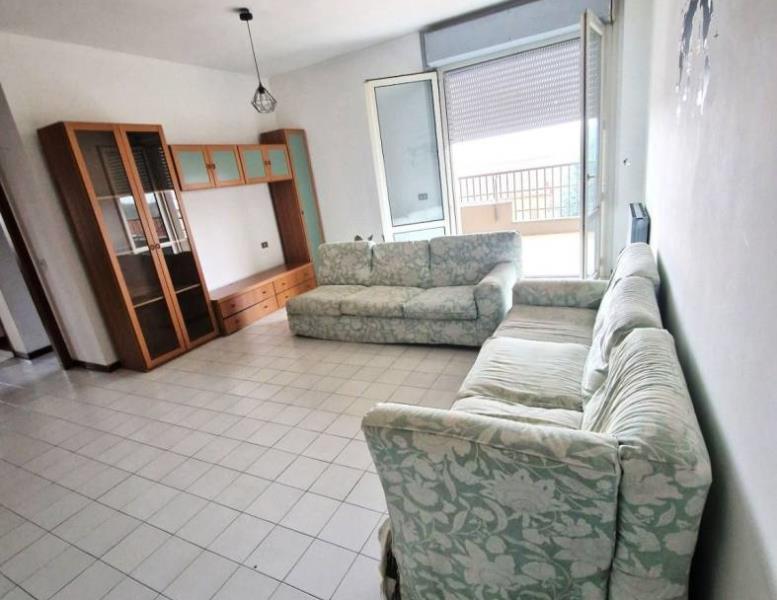 appartamento in vendita a Cesano Maderno in zona Binzago
