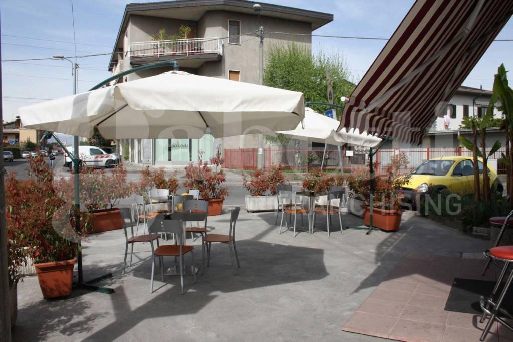 negozio in vendita a Cesano Maderno