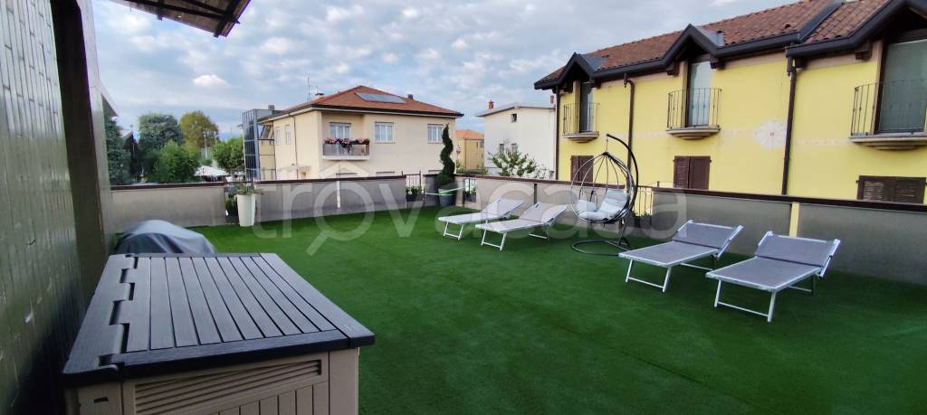 appartamento in vendita a Cesano Maderno