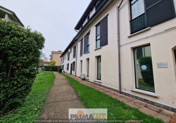 appartamento in vendita a Cesano Maderno in zona Binzago