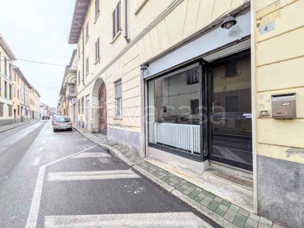 negozio in vendita a Cesano Maderno