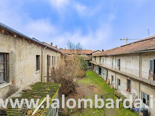 intera palazzina in vendita a Cesano Maderno