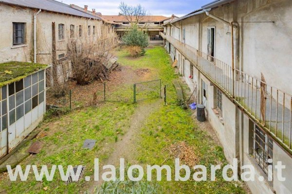intera palazzina in vendita a Cesano Maderno