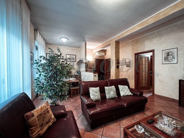 appartamento in vendita a Cesano Maderno in zona Binzago