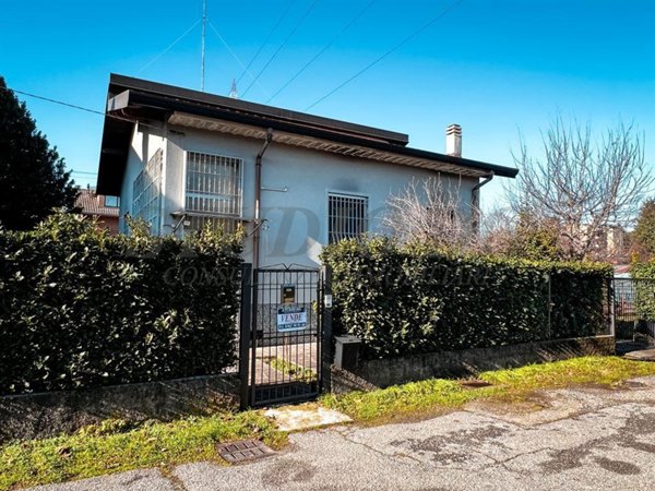 casa indipendente in vendita a Cesano Maderno
