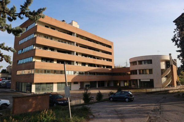 capannone in vendita a Cesano Maderno