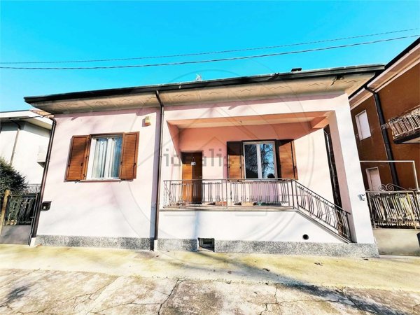 casa indipendente in vendita a Cesano Maderno