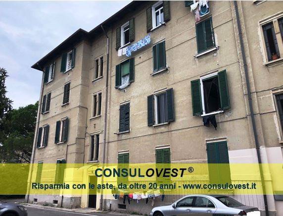 appartamento in vendita a Cesano Maderno in zona Villaggio Snia