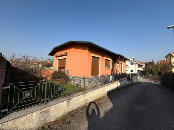 casa indipendente in vendita a Cesano Maderno