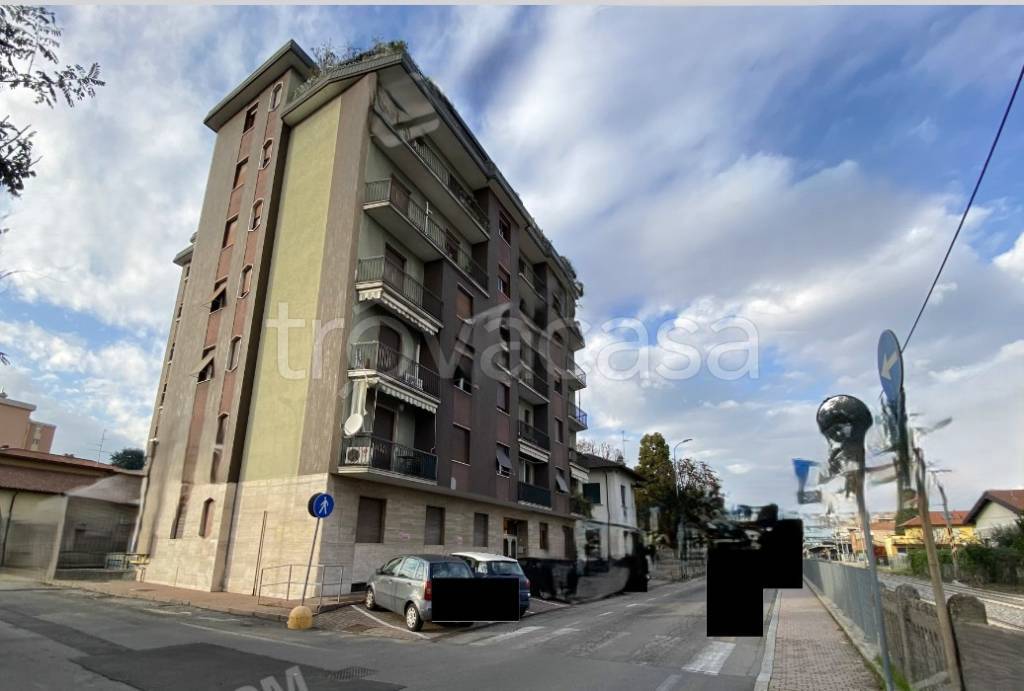 ufficio in vendita a Cesano Maderno