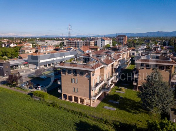 appartamento in vendita a Cesano Maderno in zona Cassina Savina