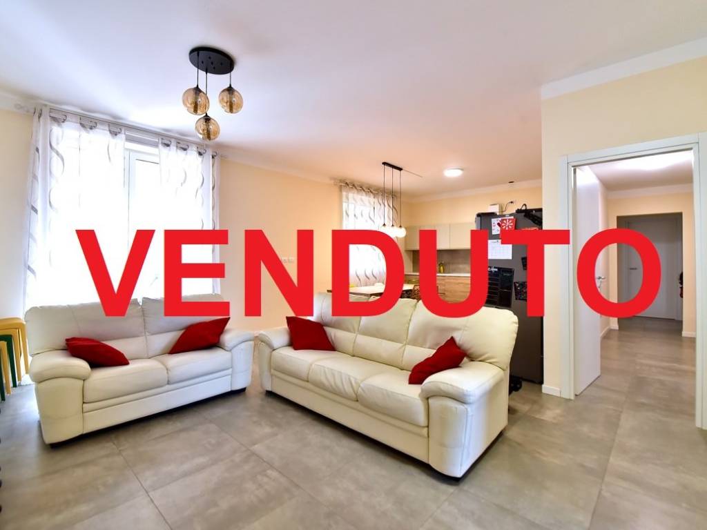 appartamento in vendita a Cesano Maderno in zona Binzago