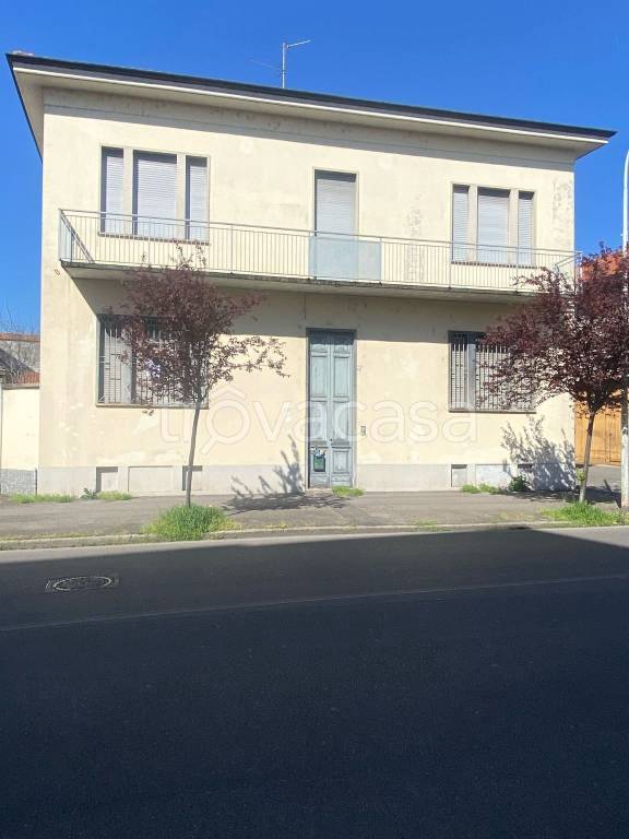 casa indipendente in vendita a Cesano Maderno