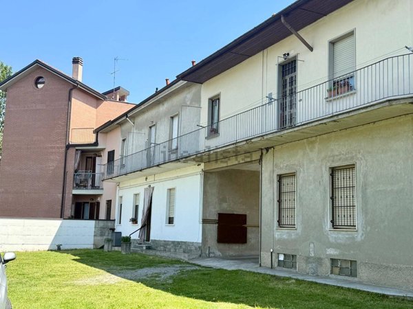 appartamento in vendita a Cesano Maderno in zona Binzago