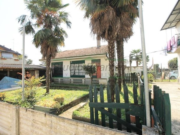 casa indipendente in vendita a Cesano Maderno