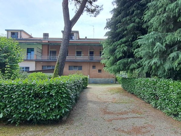 intera palazzina in vendita a Cesano Maderno