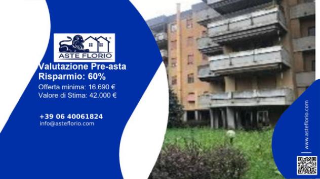locale commerciale in vendita a Cesano Maderno