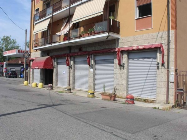 negozio in vendita a Cesano Maderno