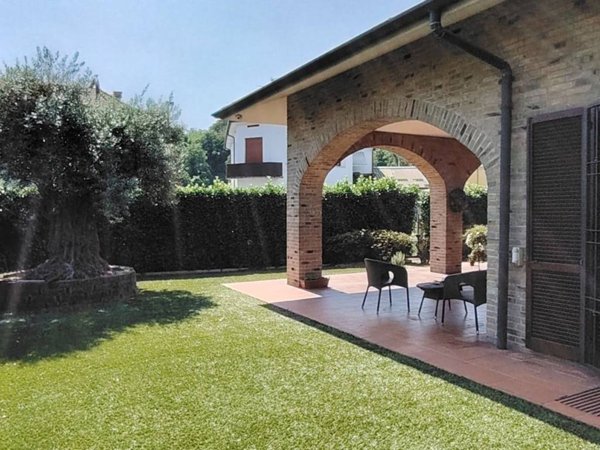 casa indipendente in vendita a Cesano Maderno