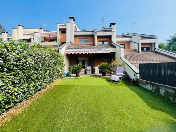 casa indipendente in vendita a Cesano Maderno