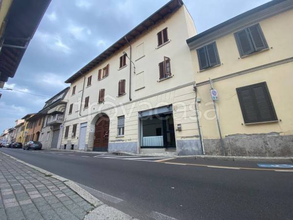 negozio in vendita a Cesano Maderno