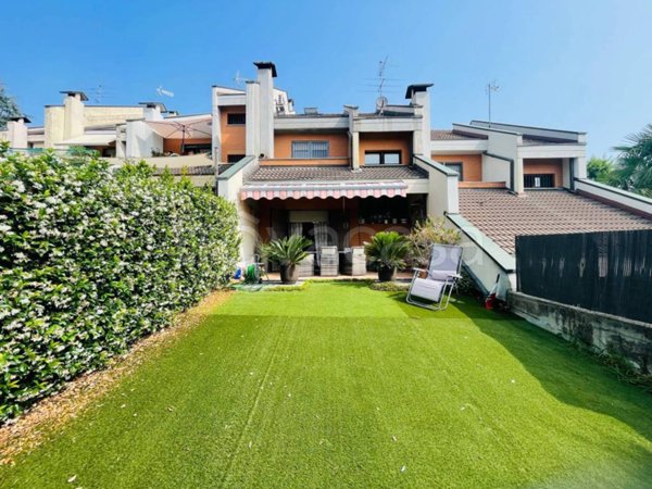 casa indipendente in vendita a Cesano Maderno