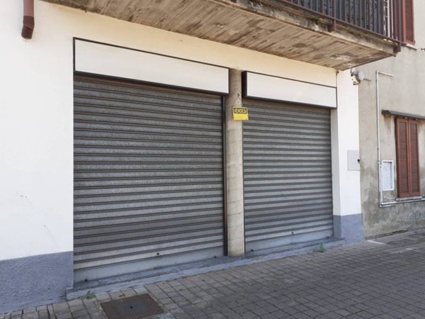 negozio in vendita a Cesano Maderno